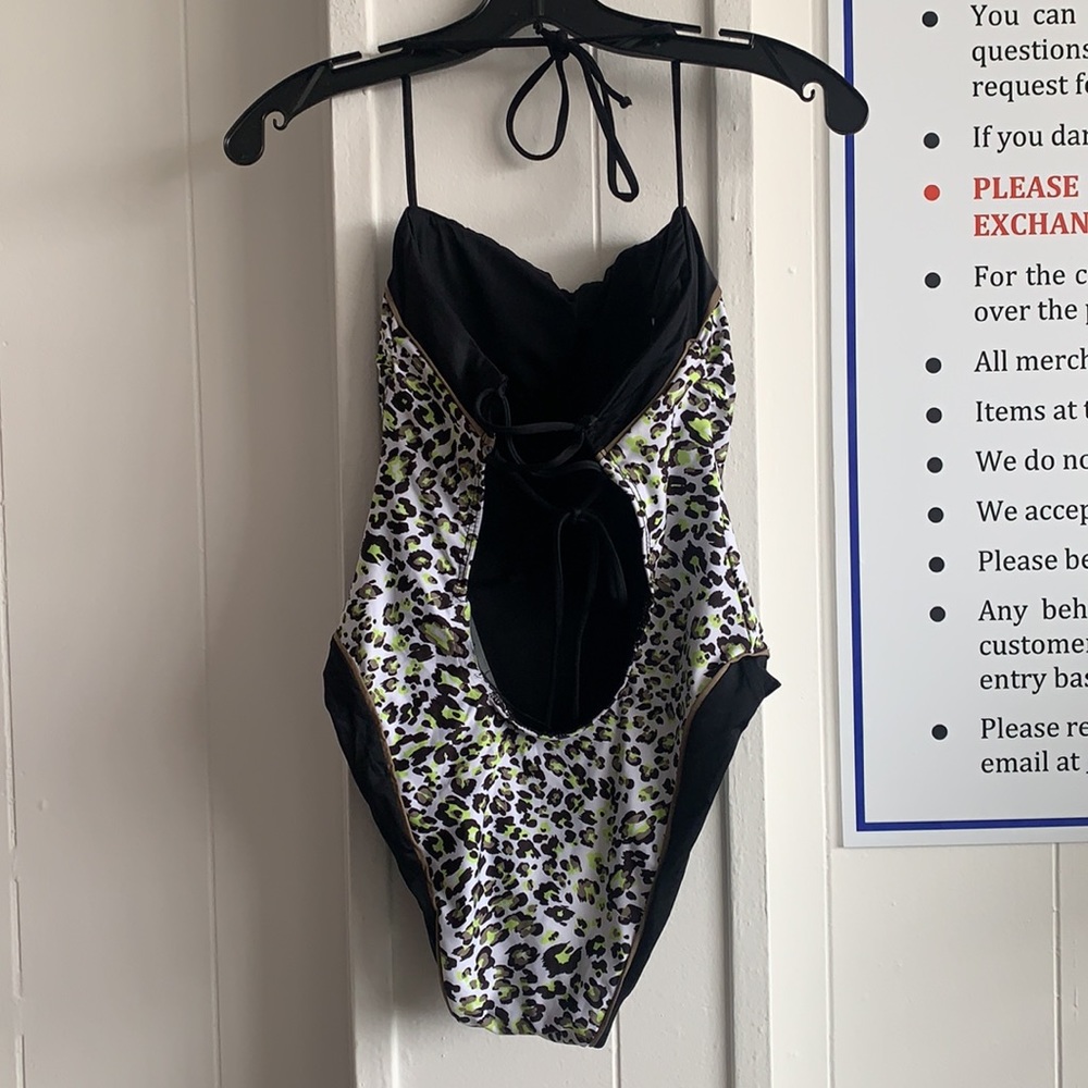 Soluna Leopard Print Bandeau One Piece Swimsuit - Picture 4 of 6